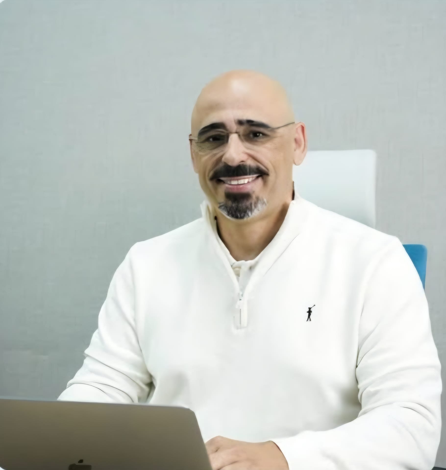 Dr. Samuel Fernández Carnero