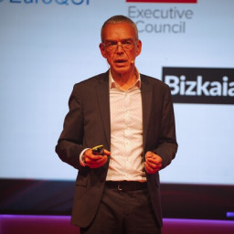 Valentín García