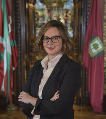 Elixabete Etxanobe Landajuela